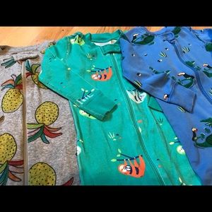 Set of 3 Zipper Jammies